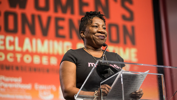 Tarana Burke: Người khởi xướng phong trào Me Too, chống lại định kiến để bảo vệ con và nỗ lực sửa chữa sai lầm khi làm mẹ - Ảnh 1.