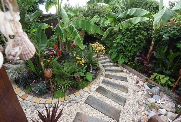 Mê mẩn những ngôi nhà xanh mướt mắt giữa phố - Ảnh 2.