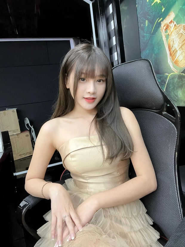 Lyly Sury bỗng dưng nhận chỉ trích sau trận thua 1- 4 của V Gaming - Ảnh 3. Lyly Sury bỗng dưng nhận chỉ trích sau trận thua 1- 4 của V Gaming - Ảnh 3.