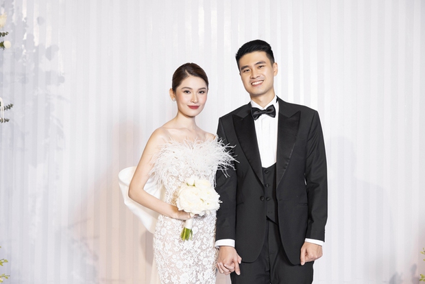 Đám cưới Á hậu Thùy Dung: Cô dâu chú rể nhảy cực sung, loạt sao đình đám quy tụ - Ảnh 21.
