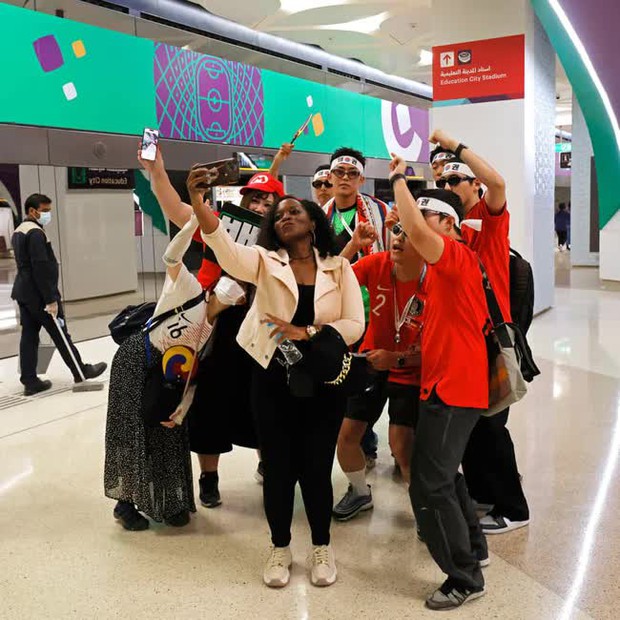 Nơi được mệnh danh là Trái tim của World Cup: Không phải trên sân vận động, cổ động viên cả thế giới tụ họp tại đây - Ảnh 2. Nơi được mệnh danh là Trái tim của World Cup: Không phải trên sân vận động, cổ động viên cả thế giới tụ họp tại đây - Ảnh 2.