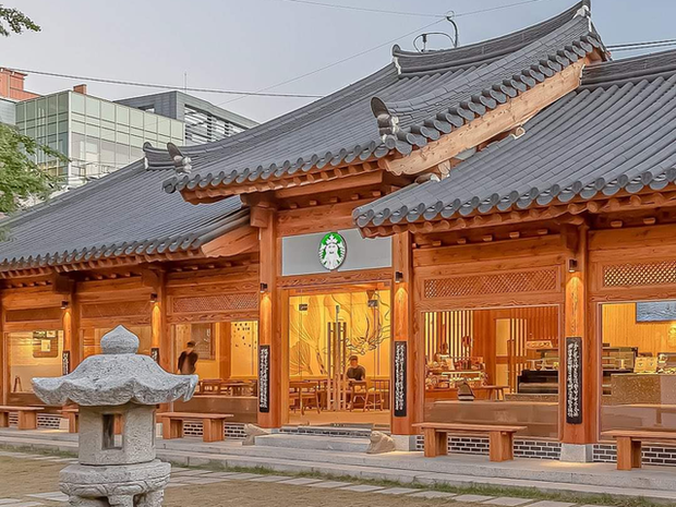 Những cửa hàng cà phê nhập gia tùy tục với nét kiến trúc địa phương, được du khách khen ngợi hết lời - Ảnh 8.