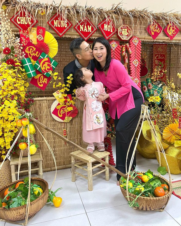 1001 khoảnh khắc đón giao thừa của hội trai xinh gái đẹp lẫn thiếu gia, tiểu thư đình đám: Vui quá trời! - Ảnh 3. 1001 khoảnh khắc đón giao thừa của hội trai xinh gái đẹp lẫn thiếu gia, tiểu thư đình đám: Vui quá trời! - Ảnh 3.