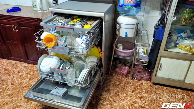 Bỏ 23 triệu đồng mua máy rửa bát, bà nội trợ thấy tiếc vì đã quá tin lời con trai - Ảnh 27. Bỏ 23 triệu đồng mua máy rửa bát, bà nội trợ thấy tiếc vì đã quá tin lời con trai - Ảnh 27.