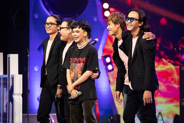 Rock Việt: Siu Black - Tuấn Khanh khiến khán giả khó hiểu khi thẳng tay loại band được khen nhiều nhất team - Ảnh 9. Rock Việt: Siu Black - Tuấn Khanh khiến khán giả khó hiểu khi thẳng tay loại band được khen nhiều nhất team - Ảnh 9.