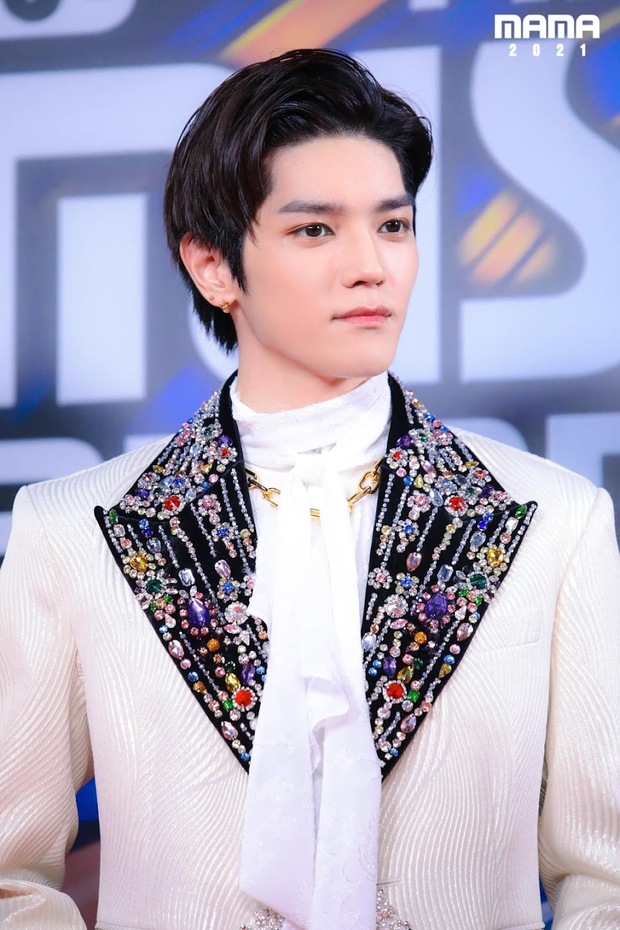 Idol tự sản xuất nhạc trong các nhóm Kpop: Cả 7 thành viên BTS được công nhận, Jennie và Rosé (BLACKPINK) lại bị mỉa mai - Ảnh 9. Idol tự sản xuất nhạc trong các nhóm Kpop: Cả 7 thành viên BTS được công nhận, Jennie và Rosé (BLACKPINK) lại bị mỉa mai - Ảnh 9.