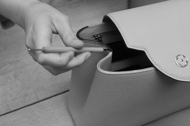 Chiếc túi Capucines - di sản vượt thời gian nhà mốt Louis Vuitton - Ảnh 4. Chiếc túi Capucines - di sản vượt thời gian nhà mốt Louis Vuitton - Ảnh 4.