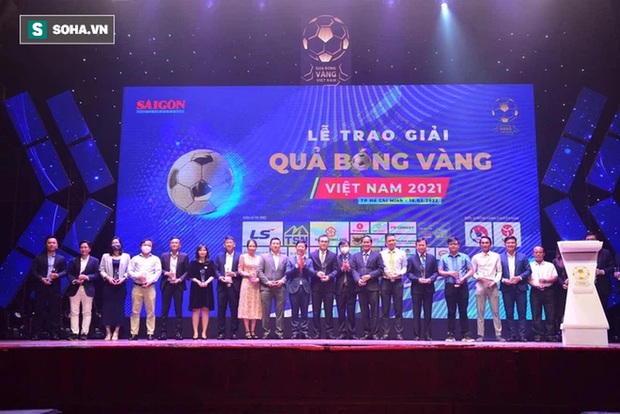 Hạt sạn đáng tiếc ở Gala QBV Việt Nam 2021: Phải chăng bóng đá chỉ là... phụ? - Ảnh 5.