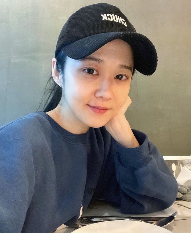 Sau cả chục năm, ma cà rồng Hàn Quốc Jang Nara đã lão hoá ra sao? - Ảnh 2. Sau cả chục năm, ma cà rồng Hàn Quốc Jang Nara đã lão hoá ra sao? - Ảnh 2.
