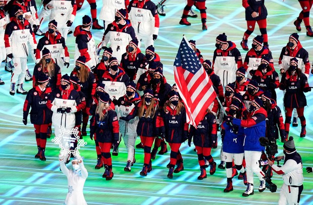 Đây là khai mạc Olympic hay sàn diễn thời trang mà hàng hiệu ngập tràn thế này? - Ảnh 7. Đây là khai mạc Olympic hay sàn diễn thời trang mà hàng hiệu ngập tràn thế này? - Ảnh 7.
