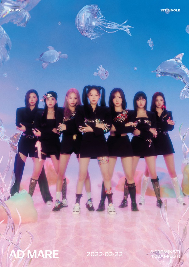 NMIXX có thật là nhóm nữ nhà JYP không vậy: Bóng dáng TWICE đâu, sao bài debut lại gợi nhớ đến YG và SM thế này? - Ảnh 1. NMIXX có thật là nhóm nữ nhà JYP không vậy: Bóng dáng TWICE đâu, sao bài debut lại gợi nhớ đến YG và SM thế này? - Ảnh 1.