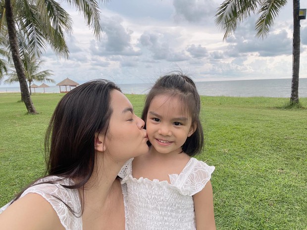 3 năm hậu ly hôn: Phạm Quỳnh Anh được cầu hôn, sắm nhà bạc tỷ; Quang Huy tụt hẳn 40kg còn đời tư thế nào? - Ảnh 3. 3 năm hậu ly hôn: Phạm Quỳnh Anh được cầu hôn, sắm nhà bạc tỷ; Quang Huy tụt hẳn 40kg còn đời tư thế nào? - Ảnh 3.