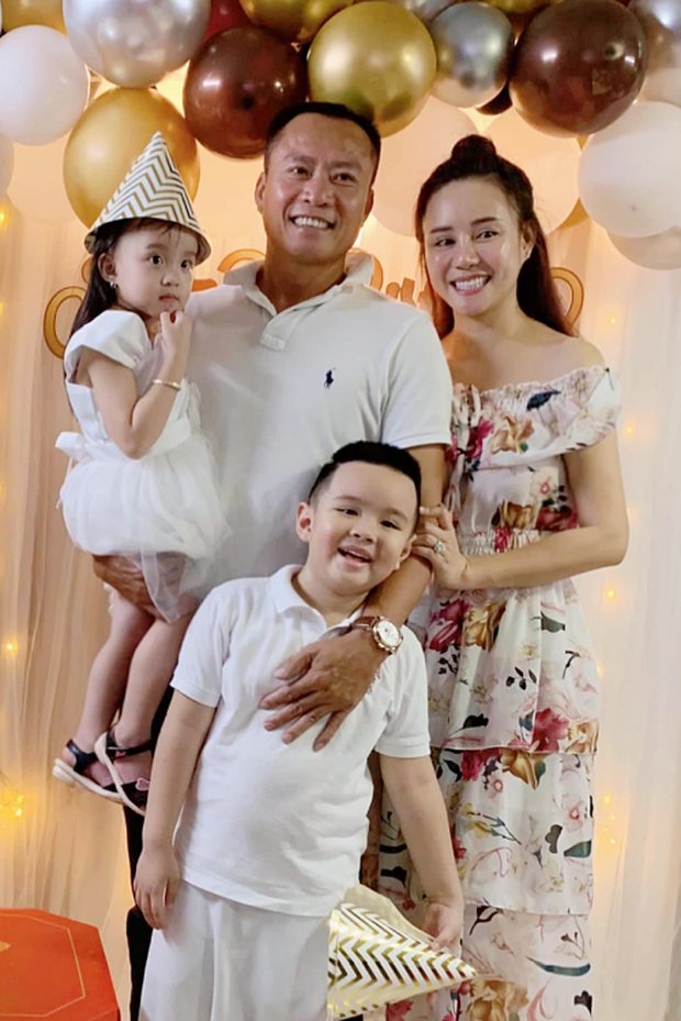 Dàn mỹ nhân Vbiz có chồng đại gia sở hữu khối tài sản khủng: Hà Tăng, Lan Khuê viên mãn trong biệt thự triệu đô, trùm cuối là ai? - Ảnh 19. Dàn mỹ nhân Vbiz có chồng đại gia sở hữu khối tài sản khủng: Hà Tăng, Lan Khuê viên mãn trong biệt thự triệu đô, trùm cuối là ai? - Ảnh 19.