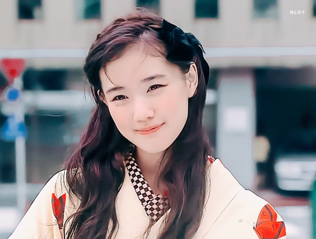 4 tiêu chuẩn sắc đẹp tại Hàn Quốc: Jennie - Han So Hee sexy làm mưa làm gió có đọ lại được IU xinh dịu dàng? - Ảnh 6. 4 tiêu chuẩn sắc đẹp tại Hàn Quốc: Jennie - Han So Hee sexy làm mưa làm gió có đọ lại được IU xinh dịu dàng? - Ảnh 6.