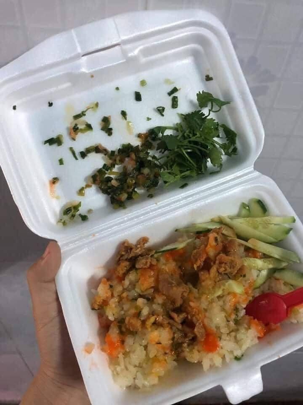Cảnh giới ăn uống mới đang khiến dân mạng ngã ngửa: Là đỉnh cao của sự kiên nhẫn hay bị rảnh? - Ảnh 2. Cảnh giới ăn uống mới đang khiến dân mạng ngã ngửa: Là đỉnh cao của sự kiên nhẫn hay bị rảnh? - Ảnh 2.