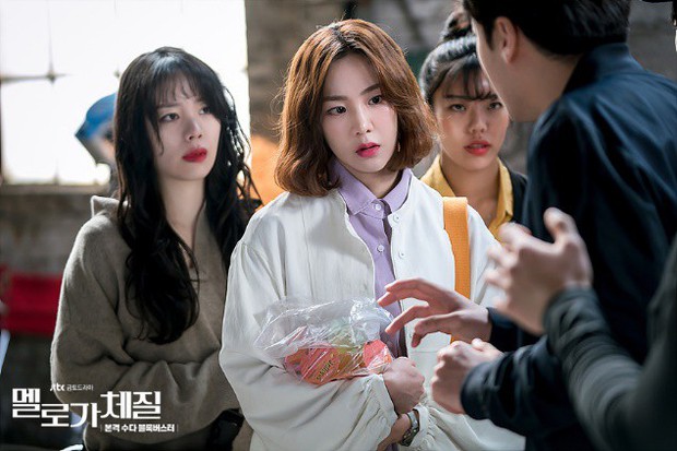 5 hội chị em đáng mơ ước ở phim Hàn: Có bạn thân như Son Ye Jin thì nỗi lo ế mãn kiếp chẳng thành vấn đề - Ảnh 4.