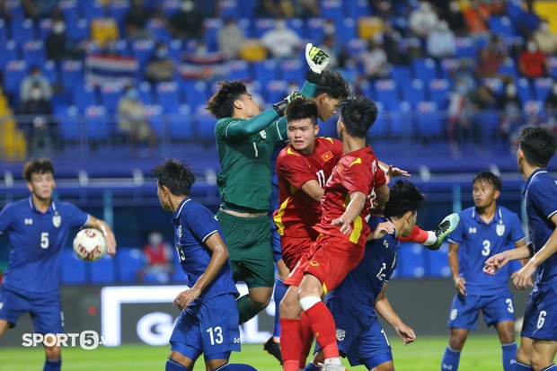 Đối mặt nghịch cảnh, U23 Việt Nam vẫn hạ đẹp Thái Lan để hiên ngang tiến vào bán kết giải Đông Nam Á - Ảnh 7.