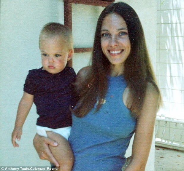 The genome needs to be preserved in Angelina Jolie's house: The mother is as beautiful as a goddess, the daughter grows up to be an angel, and she is shocked by her biological mother - Photo 11.