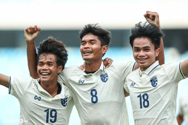 Trực tiếp bán kết U23 Việt Nam vs U23 Timor Leste: Vượt nghịch cảnh, quyết vào chung kết tái đấu đại kình địch - Ảnh 4.