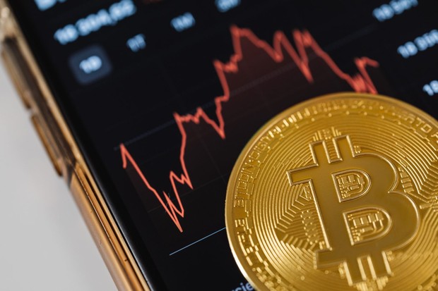 Chuyên gia cảnh báo giá Bitcoin sắp thủng đáy, nhà đầu tư cần cẩn trọng khi mua vào - Ảnh 4.