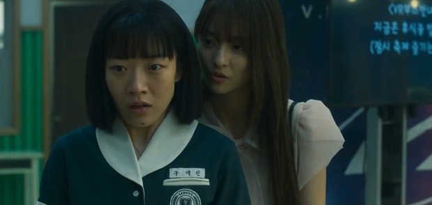 4 phim Hàn về bạo lực học đường khiến khán giả phẫn uất: Cô lập, đánh đập, thậm chí là cưỡng bức tập thể đều có đủ - Ảnh 3.