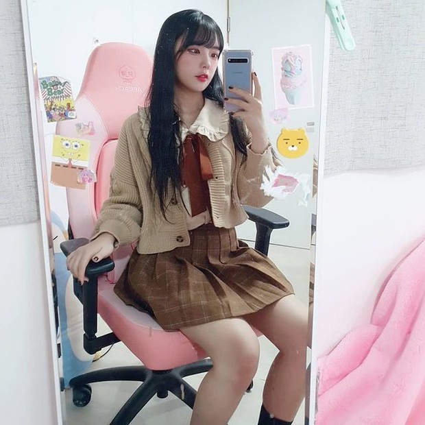 Hot girl đình đám xứ Hàn đột ngột tự vẫn, nguyên nhân cái chết khiến dư luận dậy sóng, yêu cầu chính phủ vào cuộc