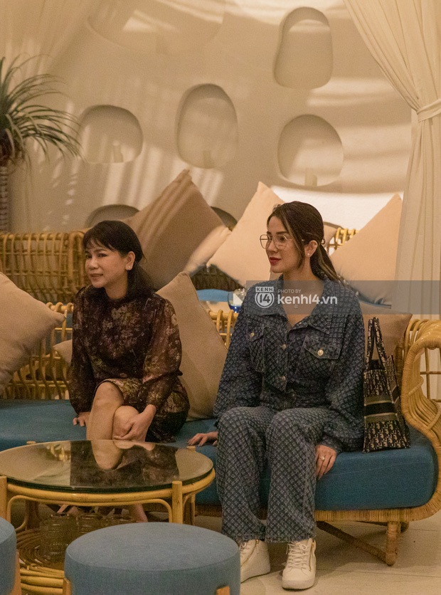 Hiếm có khó tìm: Diệp Lâm Anh tụ họp thân thiết bên nhà Nghiêm Đức, khung ảnh đọ visual với mẹ chồng cũ gây sốt! - Ảnh 6.