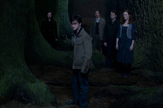 Khoảnh khắc chạnh lòng biến Harry Potter thành kẻ vô ơn: Bỏ quên cụ Dumbledore trong lúc “dầu sôi lửa bỏng”, bảo sao bị fan trách! - Ảnh 2. Khoảnh khắc chạnh lòng biến Harry Potter thành kẻ vô ơn: Bỏ quên cụ Dumbledore trong lúc “dầu sôi lửa bỏng”, bảo sao bị fan trách! - Ảnh 2.