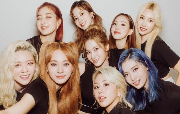 TWICE lật kèo, thay BLACKPINK làm nhóm nữ nổi tiếng nhất tại Mỹ: Từ giờ còn ai dám khịa 9 cô ca sĩ nhạc thiếu nhi flop nữa đây? - Ảnh 6. TWICE lật kèo, thay BLACKPINK làm nhóm nữ nổi tiếng nhất tại Mỹ: Từ giờ còn ai dám khịa 9 cô ca sĩ nhạc thiếu nhi flop nữa đây? - Ảnh 6.