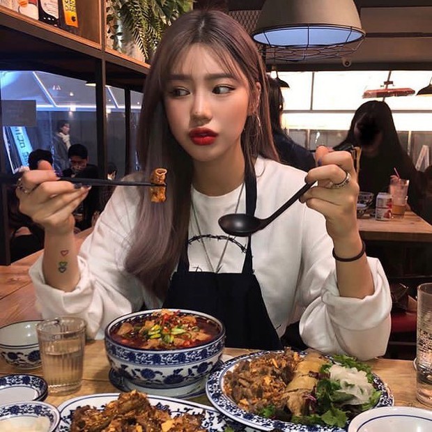 Không phân biệt nam nữ, nếu đi đại tiện được ở 2 thời điểm này trong ngày thì xin chúc mừng vì bạn khá khỏe mạnh đó - Ảnh 2. Không phân biệt nam nữ, nếu đi đại tiện được ở 2 thời điểm này trong ngày thì xin chúc mừng vì bạn khá khỏe mạnh đó - Ảnh 2.
