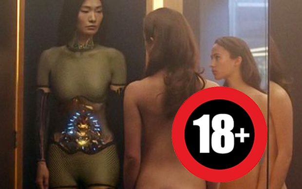 4 lần Hollywood biến robot thành “bom sex”: Khỏa thân 100%, biểu cảm y người thật, sốc nhất là màn thác loạn của dàn mỹ nhân - Ảnh 6.