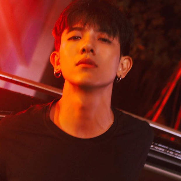 Bạn trai hiện tại của Mỹ Anh: Từng là thầy dạy nhảy, chiếm trọn spotlight trên sân khấu Rap Việt cùng tlinh - Ảnh 9. Bạn trai hiện tại của Mỹ Anh: Từng là thầy dạy nhảy, chiếm trọn spotlight trên sân khấu Rap Việt cùng tlinh - Ảnh 9.