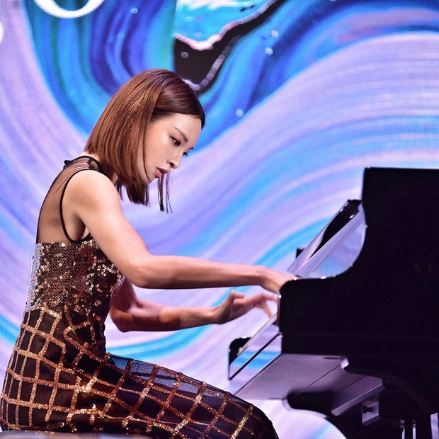Beauty girl known as Asian piano goddess: Her face is unreal, her body is so sexy - Photo 2. Beauty girl known as Asian piano goddess: Her face is unreal, her body is so sexy - Photo 2.