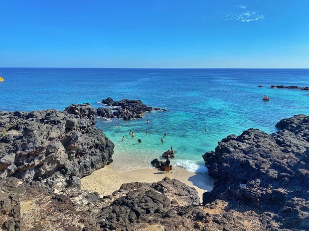 Ly Son - the volcanic island known as Jeju of Vietnam: The sea water is clear and blue, everyone who goes there must say it's so beautiful - Photo 12.
