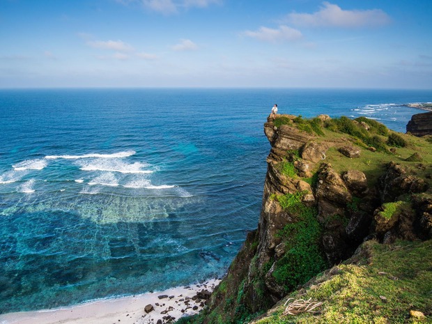 Ly Son - the volcanic island known as Jeju of Vietnam: The sea water is clear and blue, anyone who has gone must say it is so beautiful - Photo 25.
