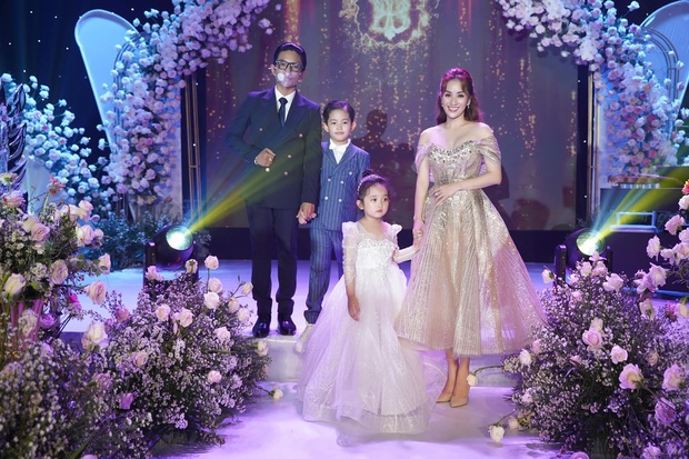 Khánh Thi - Phan Hiển bí mật tổ chức hôn lễ hoành tráng? - Ảnh 4. Khánh Thi - Phan Hiển bí mật tổ chức hôn lễ hoành tráng? - Ảnh 4.