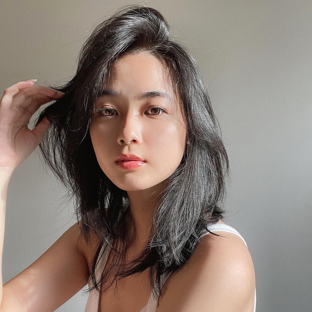 Rich kid học trường quý tộc RMIT lăn xả tự sửa phòng ngủ thấm nước thành chốn cực chill với giá chỉ 30 triệu - Ảnh 1. Rich kid học trường quý tộc RMIT lăn xả tự sửa phòng ngủ thấm nước thành chốn cực chill với giá chỉ 30 triệu - Ảnh 1.