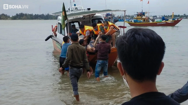 3 ngày tang thương ở Hội An: Người ra đi trong phút chốc, nỗi đau mãi kéo dài - Ảnh 2. 3 ngày tang thương ở Hội An: Người ra đi trong phút chốc, nỗi đau mãi kéo dài - Ảnh 2.