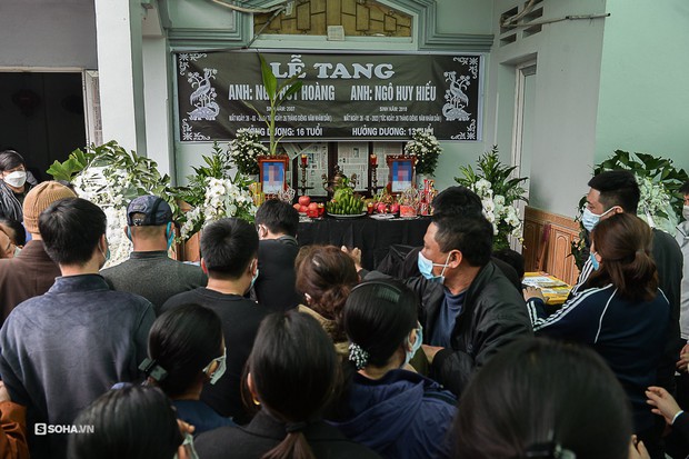 3 ngày tang thương ở Hội An: Người ra đi trong phút chốc, nỗi đau mãi kéo dài - Ảnh 10. 3 ngày tang thương ở Hội An: Người ra đi trong phút chốc, nỗi đau mãi kéo dài - Ảnh 10.