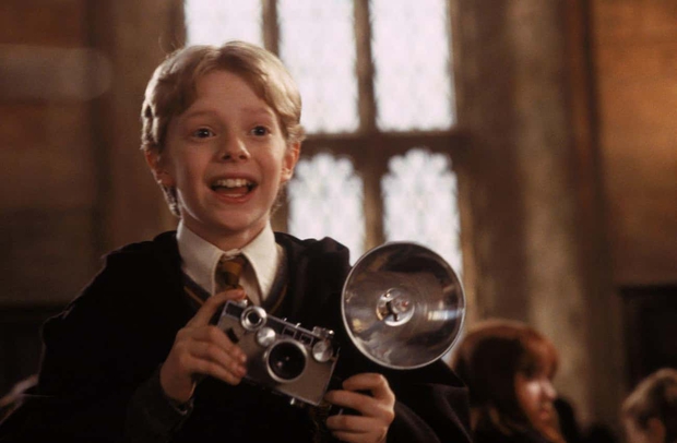7 lần Harry Potter phi logic đến sợ: Hermione giấu nghề bí ẩn, tiết lộ sự thật khủng đằng sau bùa yêu - Ảnh 5.