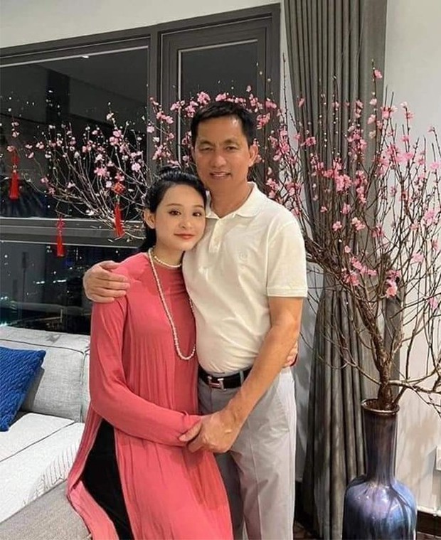 Mẹ vợ CEO Hồ Nhân lên tiếng: Về pháp lý cho đến giờ phút này anh Hồ Nhân và chị Hồng Vân vẫn là vợ chồng hợp pháp - Ảnh 6.