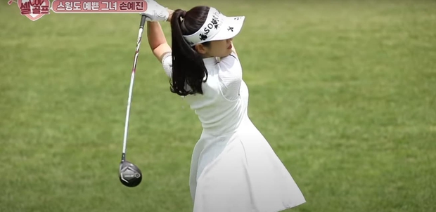 Son Ye Jin đi đánh golf cùng thiếu gia trước thềm đám cưới với Hyun Bin, lên đồ sang chảnh ăn đứt cô ca sĩ Gen Z - Ảnh 9.