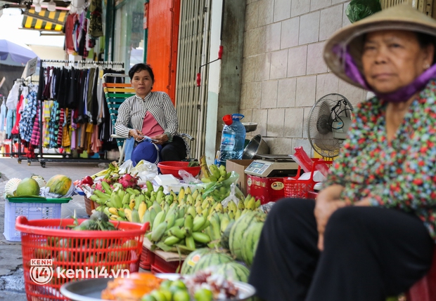 Aunt Ba's tray in Saigon used to be famous throughout social networks, how is it now in foreign newspapers?  - Photo 6.