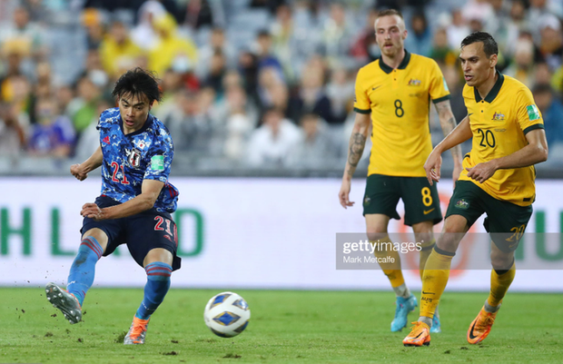 Thắng Australia dù tiền đạo Ngoại hạng Anh đen đủi đáng sợ, Nhật Bản chính thức giành vé tới World Cup 2022 - Ảnh 4.