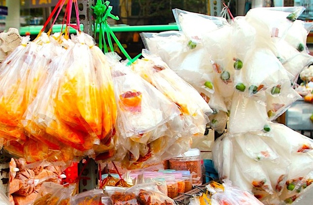 6 mistakes when using plastic bags bring cancer, but most of us make it - Photo 4.