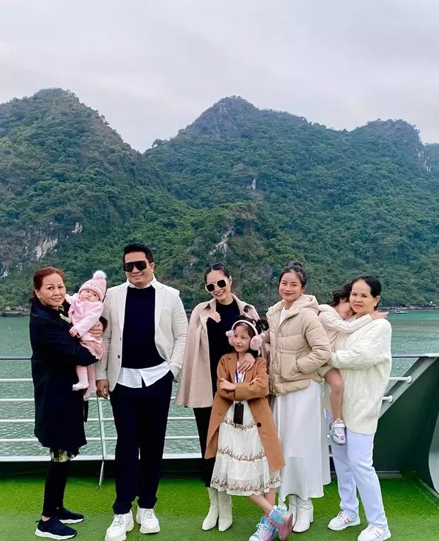 As luxurious as the giants of District 7 Doan Di Bang: Raise your children to 100 million/month, don't tell your children that their family is rich because of 1 thing - Photo 3.