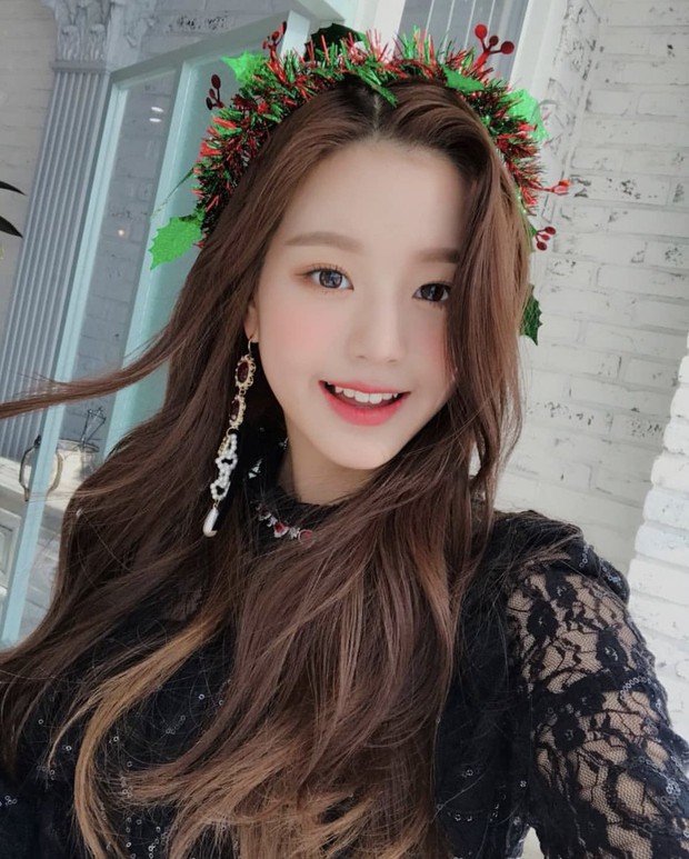 Wonyoung (IVE) trở lại và lợi hại hơn xưa: Cô bé 14 tuổi năm nào nay đã thành nàng tiểu thư cực sang chảnh! - Ảnh 5. Wonyoung (IVE) trở lại và lợi hại hơn xưa: Cô bé 14 tuổi năm nào nay đã thành nàng tiểu thư cực sang chảnh! - Ảnh 5.