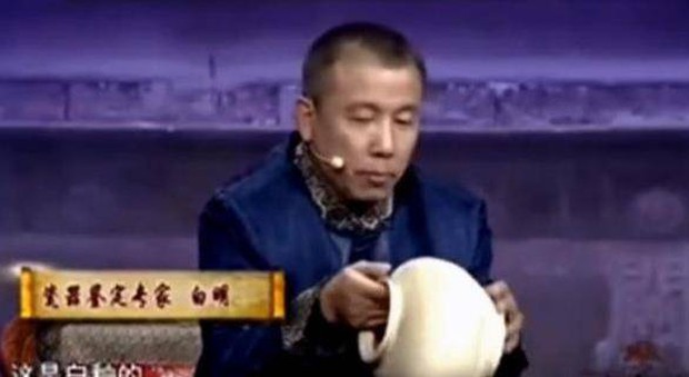 Thanh niên lén mang hũ ngâm trứng của mẹ đi kiểm định, chuyên gia vừa nhìn đã sợ hãi: “Tôi không dám định giá, chuyện này bất hợp pháp” - Ảnh 4. Thanh niên lén mang hũ ngâm trứng của mẹ đi kiểm định, chuyên gia vừa nhìn đã sợ hãi: “Tôi không dám định giá, chuyện này bất hợp pháp” - Ảnh 4.