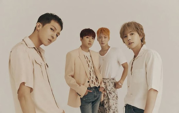 YG có nhóm nhạc nam đang rơi vào tình trạng đáng báo động: Có vách ngăn giữa các thành viên, main rapper bị rối loạn lưỡng cực - Ảnh 2. YG có nhóm nhạc nam đang rơi vào tình trạng đáng báo động: Có vách ngăn giữa các thành viên, main rapper bị rối loạn lưỡng cực - Ảnh 2.
