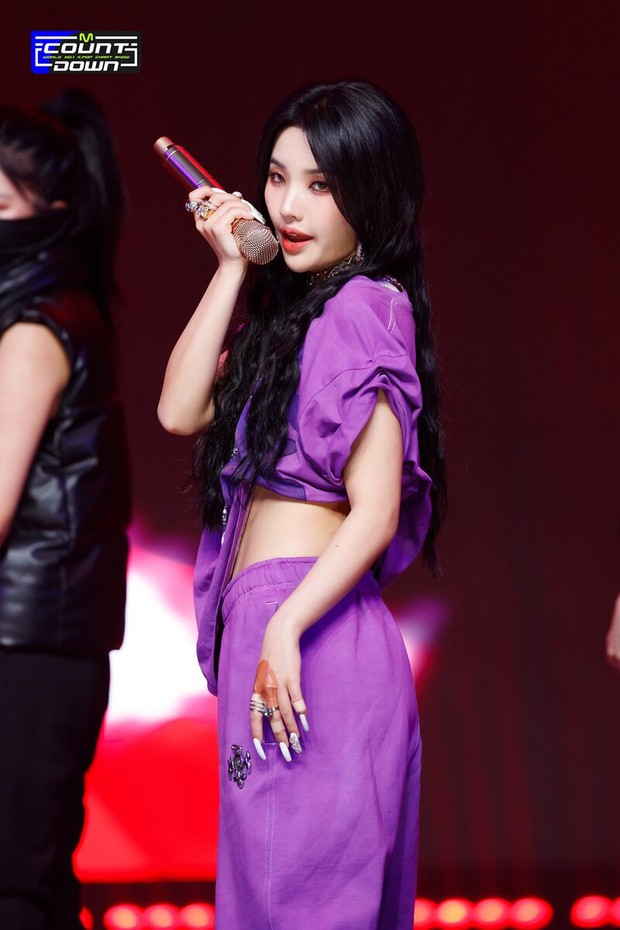 (G) I-DLE đã tạo ra một trào lưu mới: SEVENTEEN và NCT thi nhau làm theo, nhưng người hâm mộ chỉ cảm thấy sởn gai ốc! - Ảnh 8. (G) I-DLE đã tạo ra một trào lưu mới: SEVENTEEN và NCT thi nhau làm theo, nhưng người hâm mộ chỉ cảm thấy sởn gai ốc! - Ảnh 8.